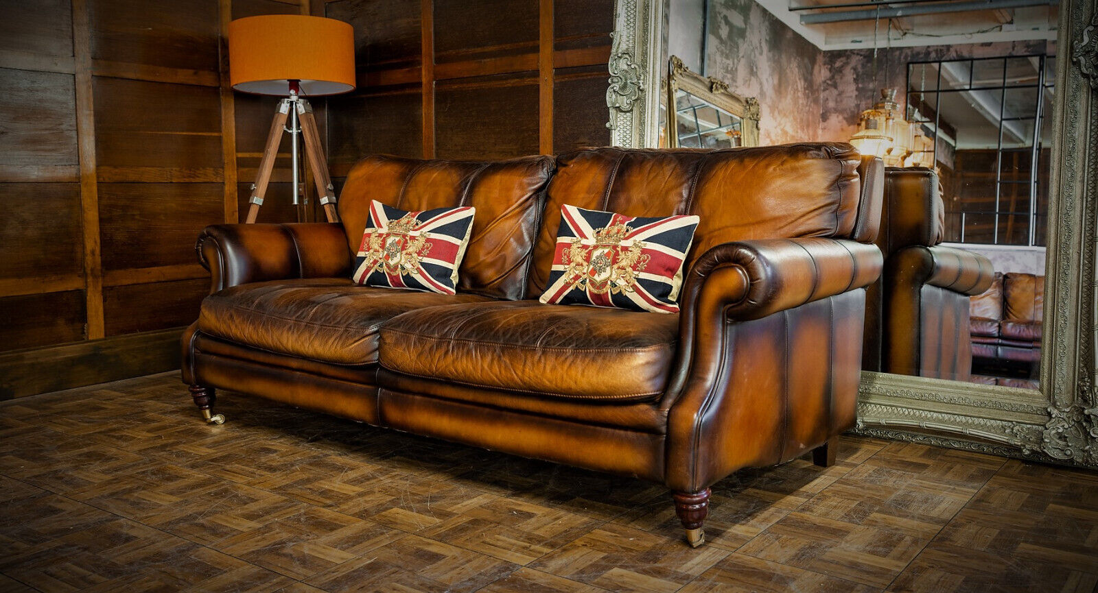 Victorian Style Tan Brown Antique Leather Chesterfield 3 Seater Club Sofa Settee