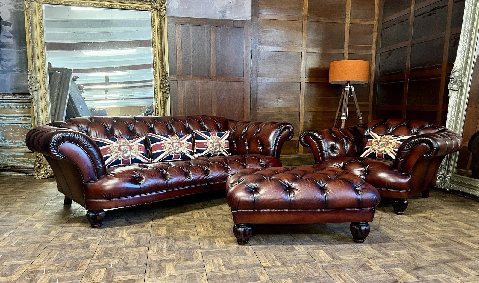 Tetrad Oskar Conker Brown Leather Chesterfield Suite 3 Seater Sofa Chair & Stool