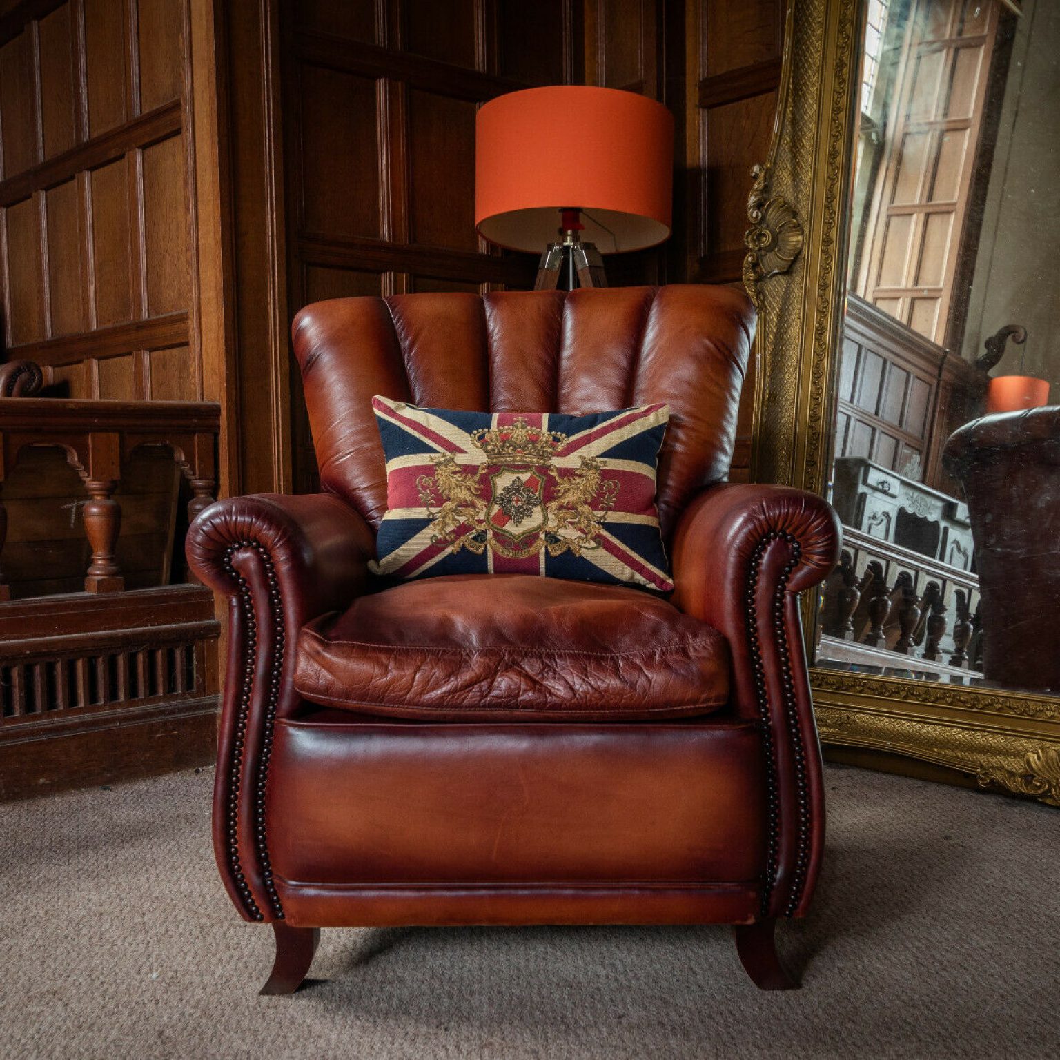 F501363 TETRAD ELLA HAND ANTIQUE TAN BROWN LEATHER CHESTERFIELD CLUB LIBRARY ARMCHAIR Folio