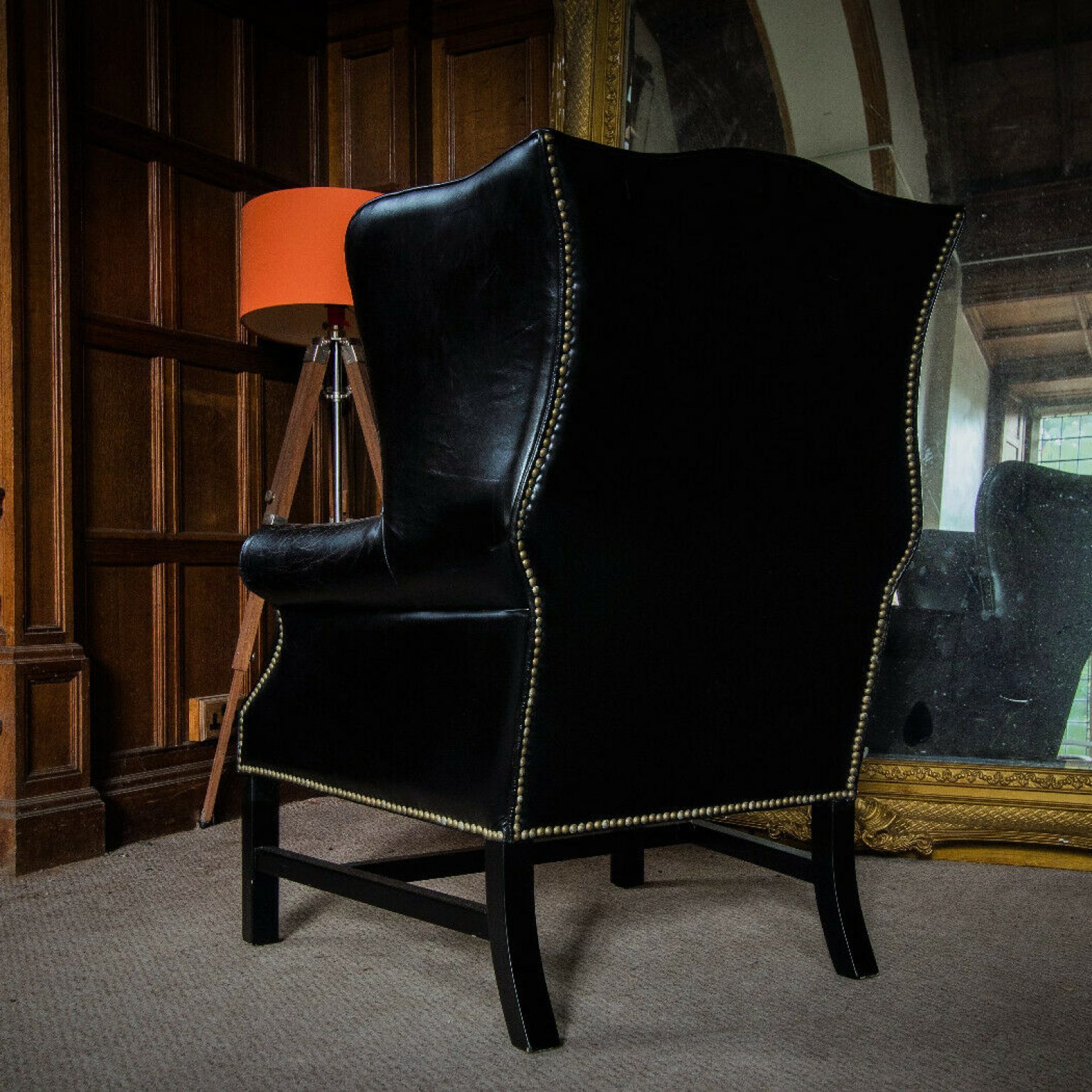 F501398 HALO DADDY DOWNING ANTIQUE BLACK LEATHER CHESTERFIELD LIBRARY